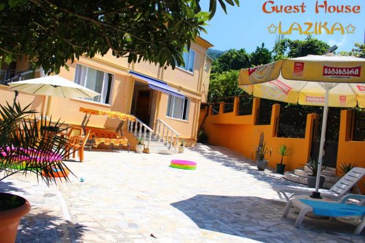 Guest House Lazika1